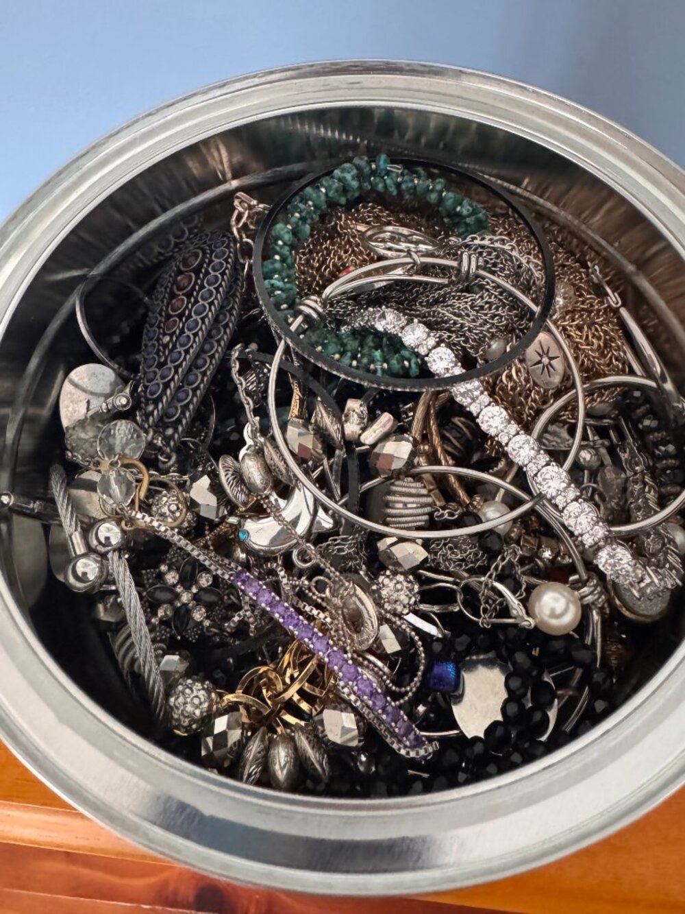 Over 4 lbs Mystery Jewelry Lot! - Picture 5 of 8